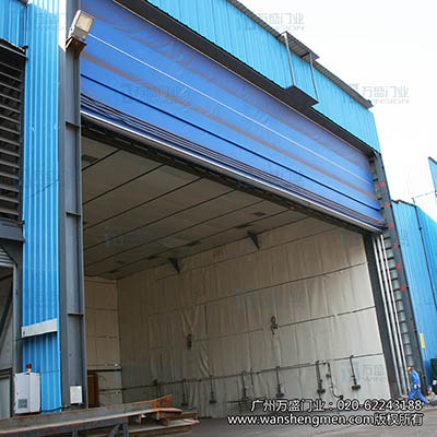 Flexible Lifting Door